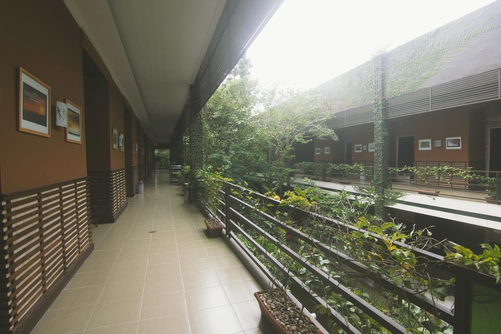 Savita Garden Inn Yogyakarta Exterior foto